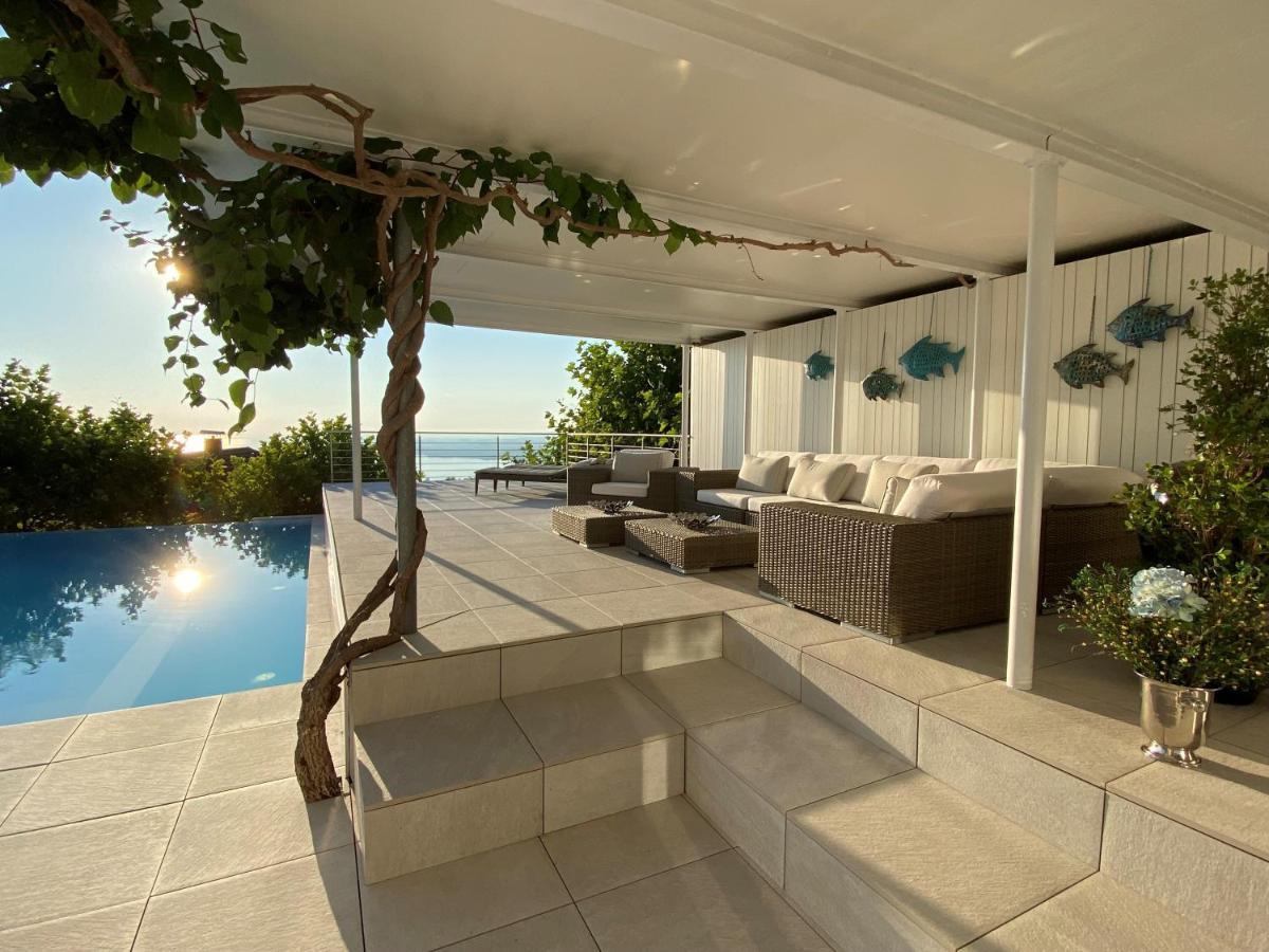 Villa Uber Dem Bodensee - Hauptwohnung Лохау Екстериор снимка